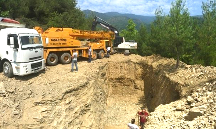 Rüstem Keleş'in Müjdesini Verdiği İçmesuyu Depoları Mahallelere Yerleştirilmeye Başlandı